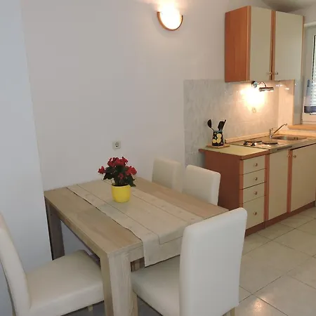 Apartment Vera Ližnjan